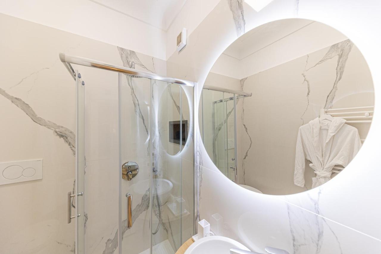 Con Jacuzzi In Piazzetta Holiday home Capri