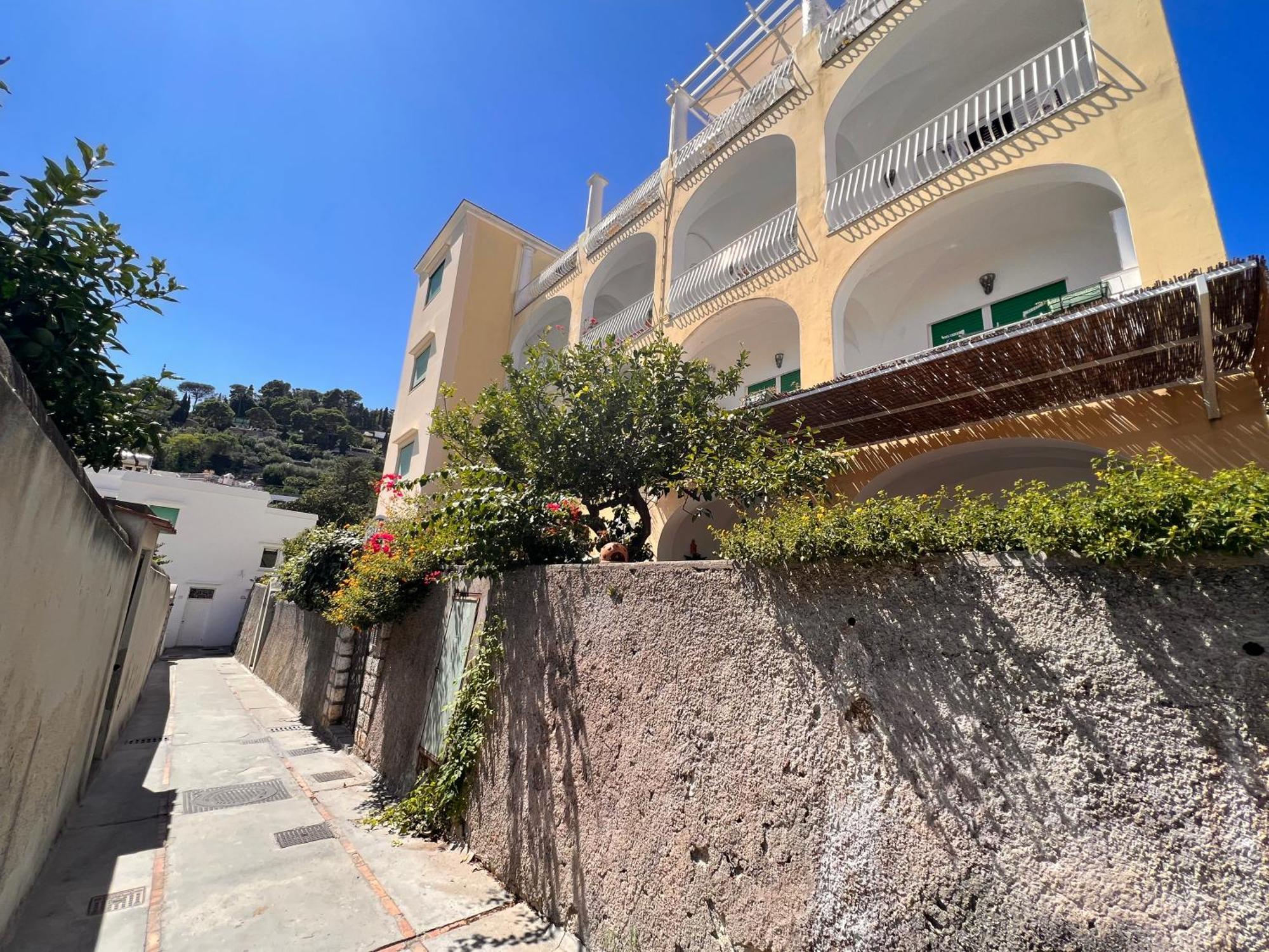 Con Jacuzzi In Piazzetta * Capri